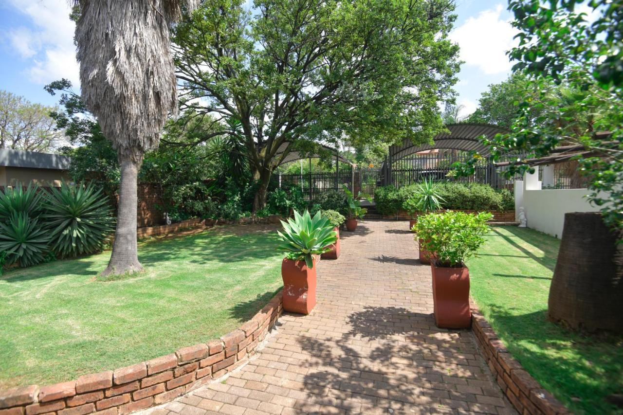 Spacious Menlyn Maine Villa Pretoria-Noord Exteriér fotografie